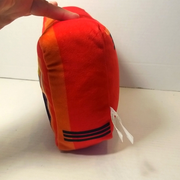 Subway Surfers Subsurf Street Jammers Red Boombox Plush - Picture 4 of 9